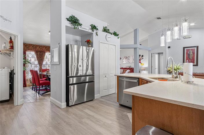 Image No.13-5 Bed Property for sale