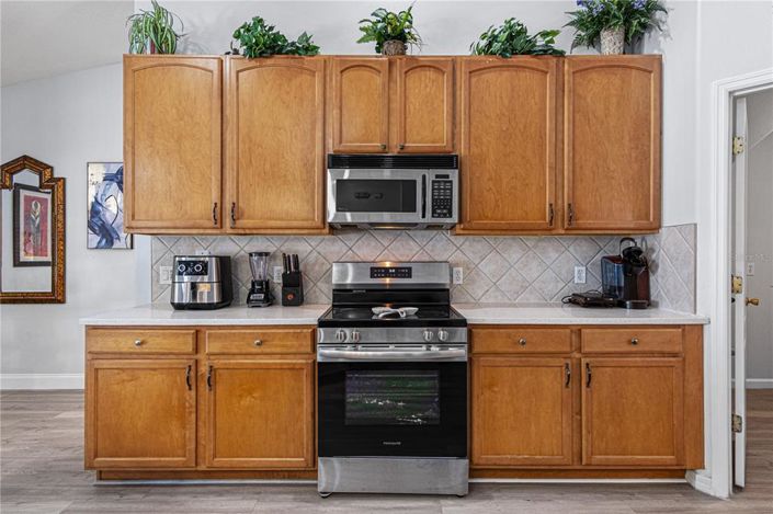 Image No.15-5 Bed Property for sale