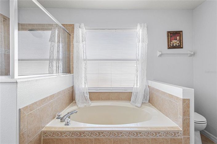 Image No.29-5 Bed Property for sale