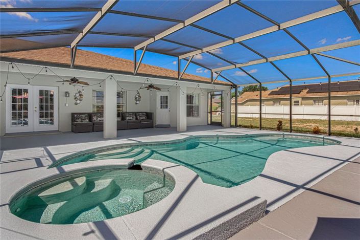 Image No.49-5 Bed Property for sale