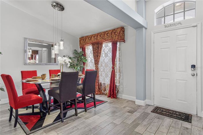 Image No.5-5 Bed Property for sale