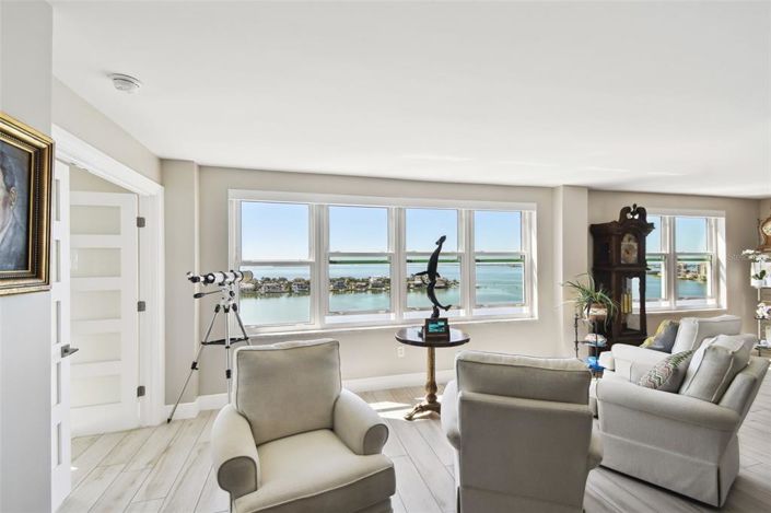 Image No.29-3 Bed Property for sale