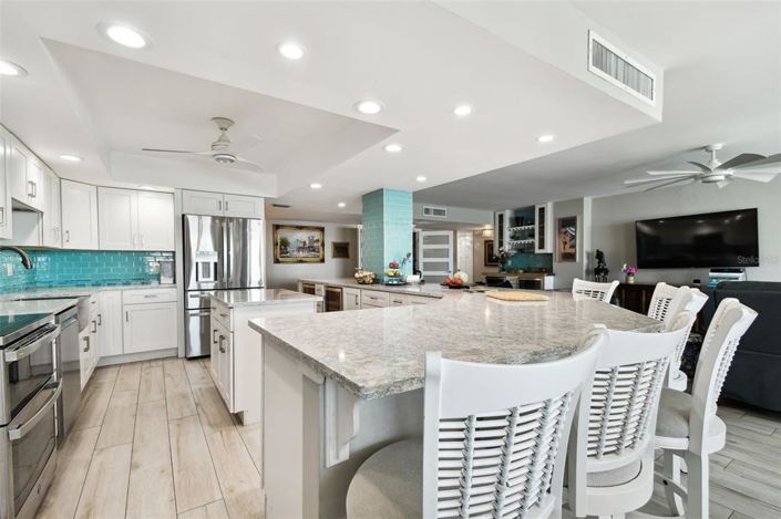 Image No.33-3 Bed Property for sale