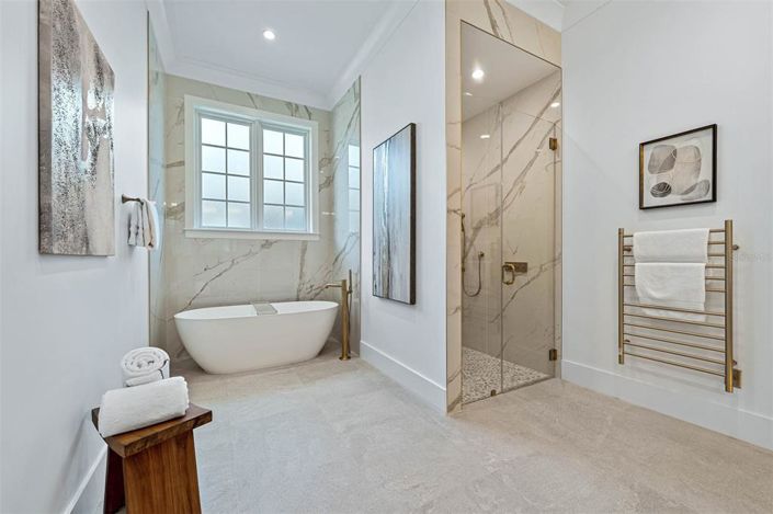 Image No.27-5 Bed Property for sale