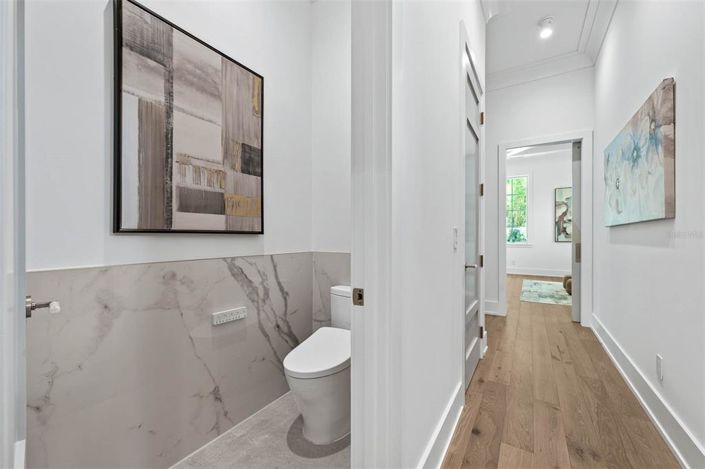 Image No.31-5 Bed Property for sale