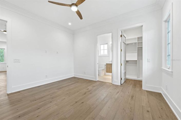 Image No.45-5 Bed Property for sale