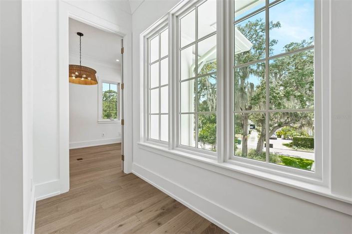 Image No.48-5 Bed Property for sale