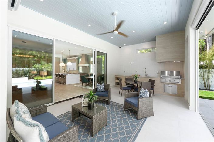 Image No.54-5 Bed Property for sale