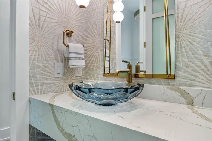 Image No.7-5 Bed Property for sale