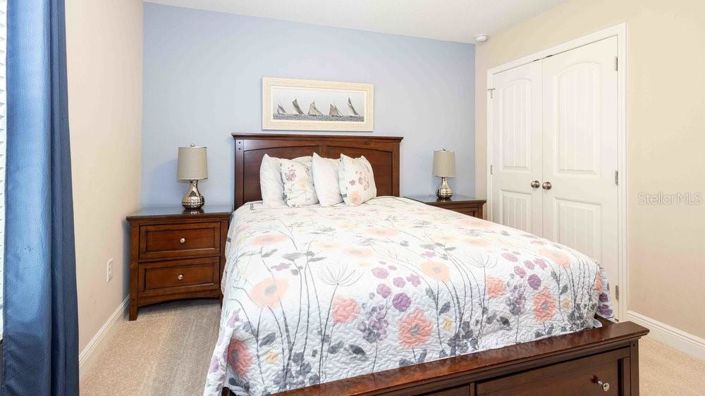 Image No.26-6 Bed Property for sale