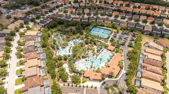 Image No.47-6 Bed Property for sale