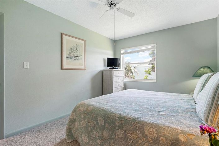 Image No.16-2 Bed Property for sale