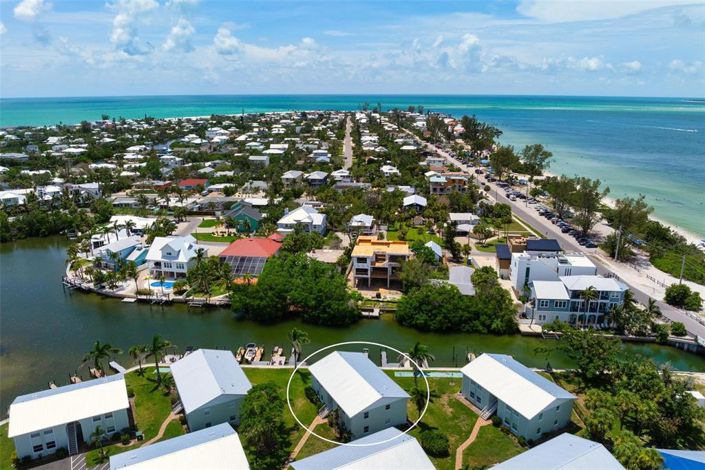 Image No.30-2 Bed Property for sale