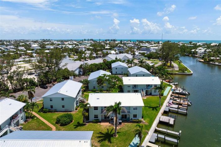 Image No.35-2 Bed Property for sale