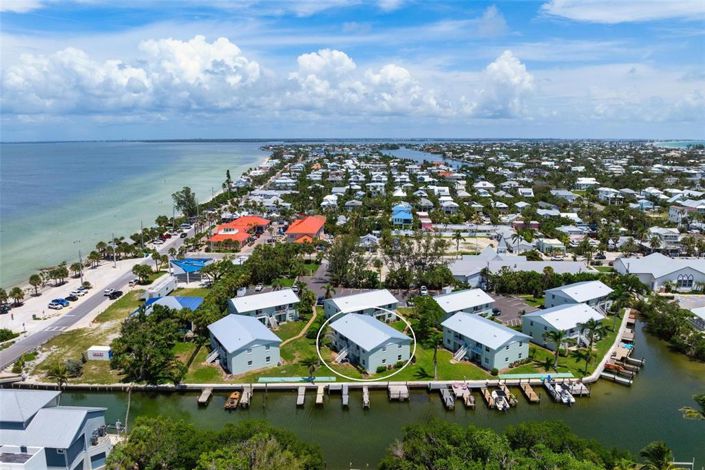 Image No.37-2 Bed Property for sale