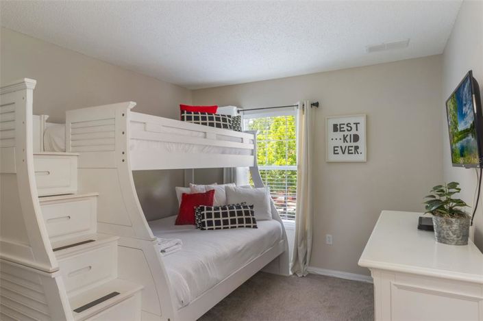 Image No.19-3 Bed Townhouse for sale