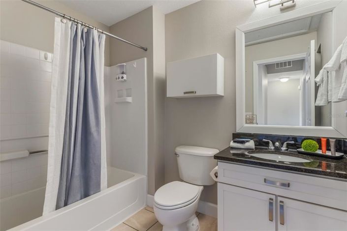 Image No.22-3 Bed Townhouse for sale