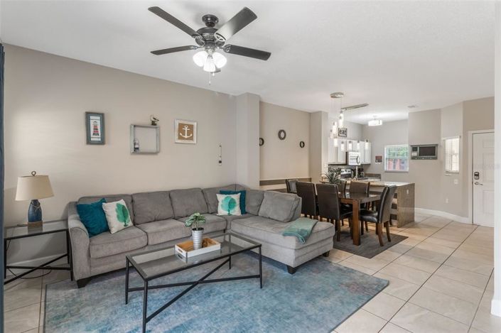 Image No.4-3 Bed Townhouse for sale