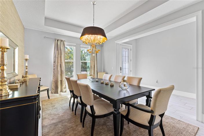 Image No.11-8 Bed Property for sale