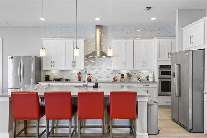 Image No.22-8 Bed Property for sale