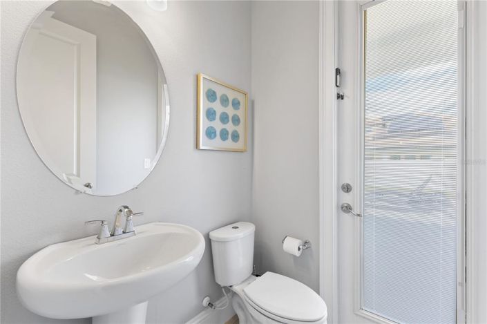 Image No.28-8 Bed Property for sale