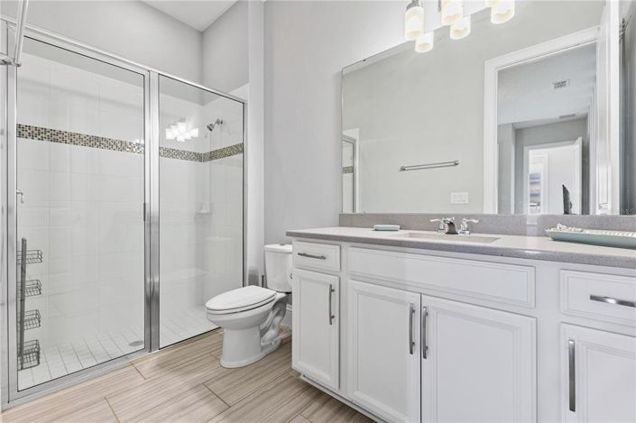 Image No.31-8 Bed Property for sale