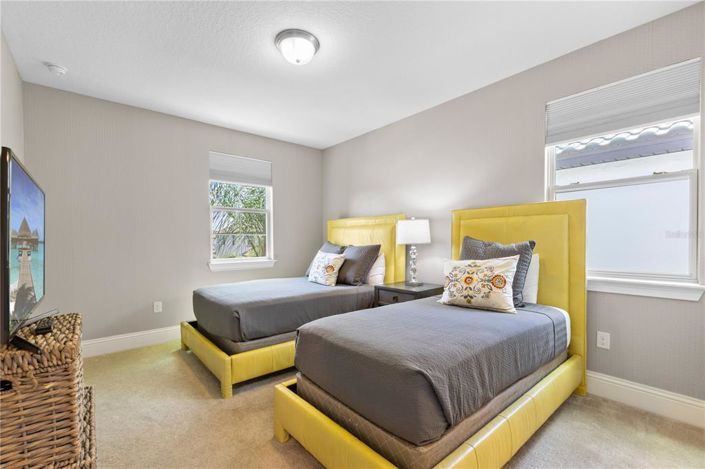 Image No.58-8 Bed Property for sale