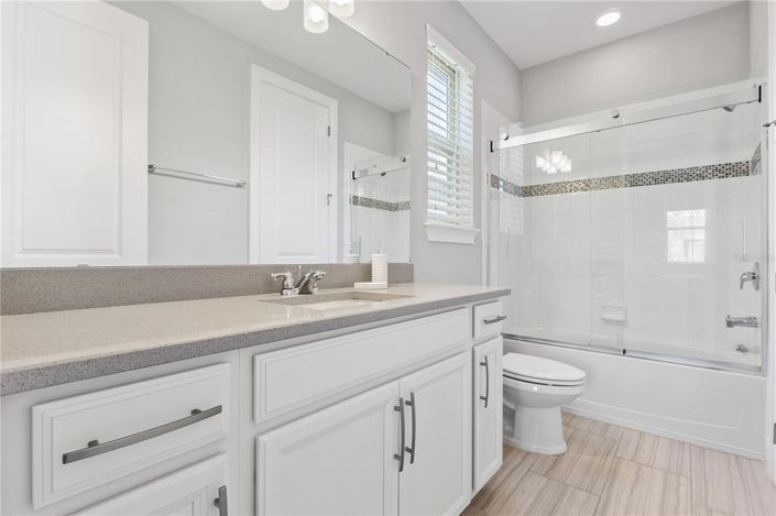 Image No.60-8 Bed Property for sale