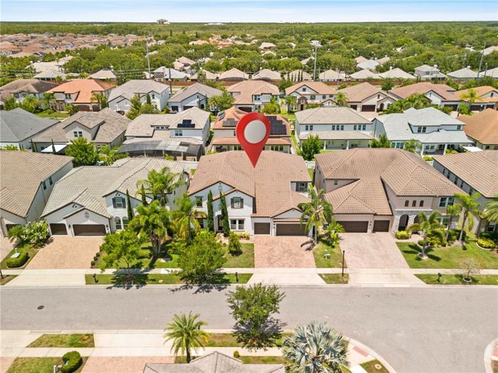 Image No.8-8 Bed Property for sale