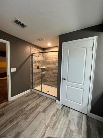 Image No.10-4 Bed Townhouse for sale