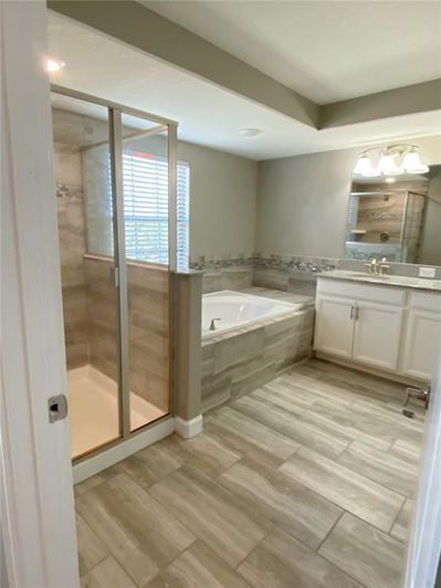 Image No.13-4 Bed Townhouse for sale