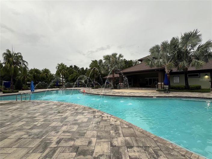 Image No.33-4 Bed Townhouse for sale