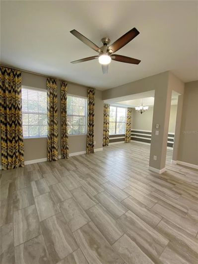 Image No.4-4 Bed Townhouse for sale