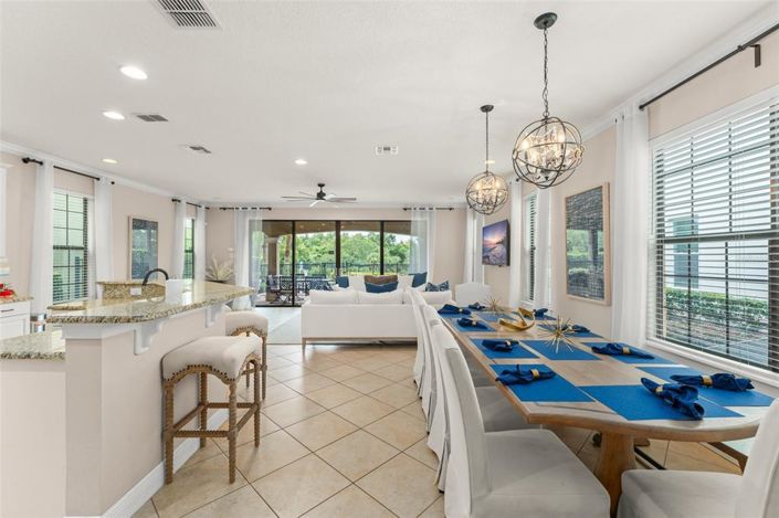 Image No.19-5 Bed Property for sale