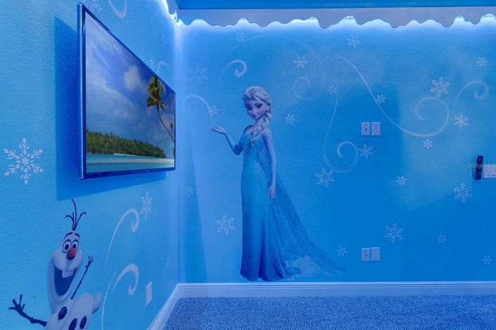 Image No.34-5 Bed Property for sale