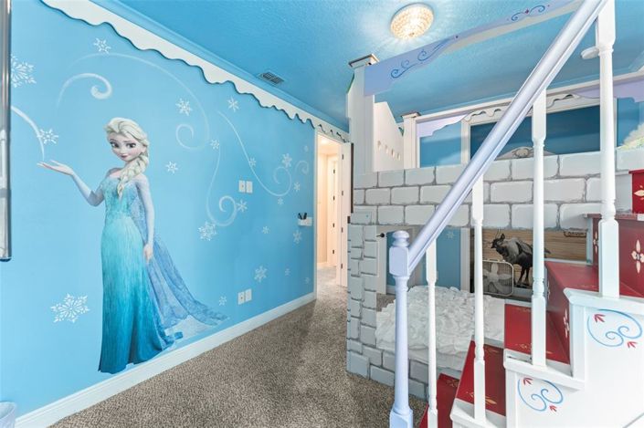 Image No.35-5 Bed Property for sale