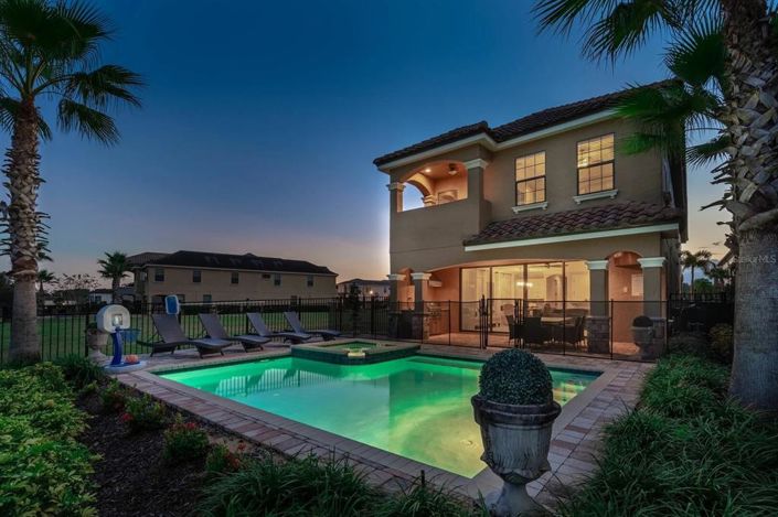 Image No.54-5 Bed Property for sale