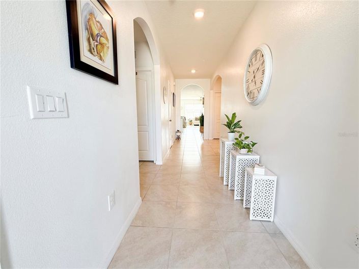 Image No.2-4 Bed Property for sale