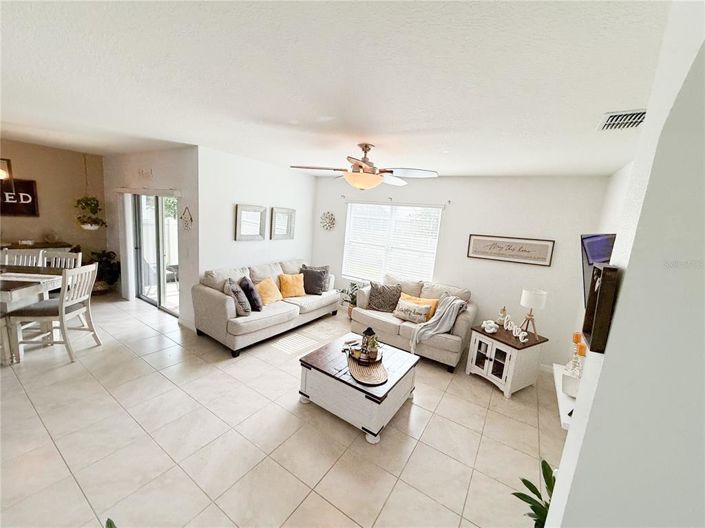 Image No.5-4 Bed Property for sale