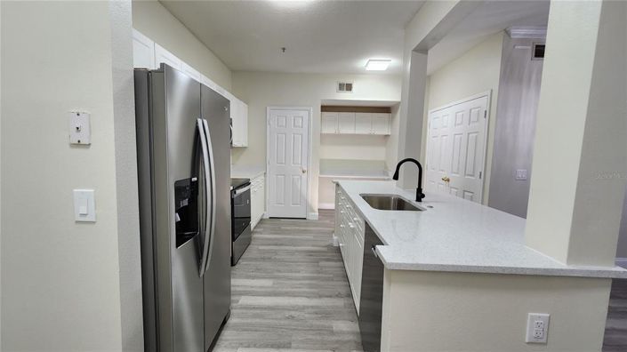 Image No.3-3 Bed Property for sale