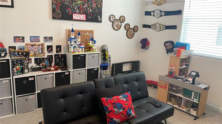 Image No.12-3 Bed Property for sale