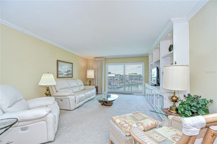 Image No.13-2 Bed Property for sale