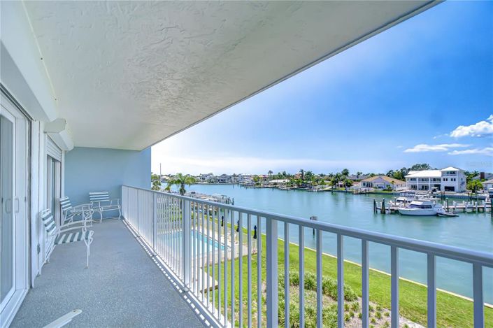 Image No.15-2 Bed Property for sale