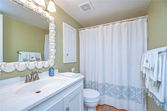 Image No.18-2 Bed Property for sale