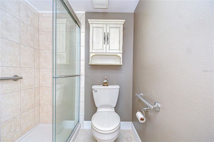 Image No.22-2 Bed Property for sale