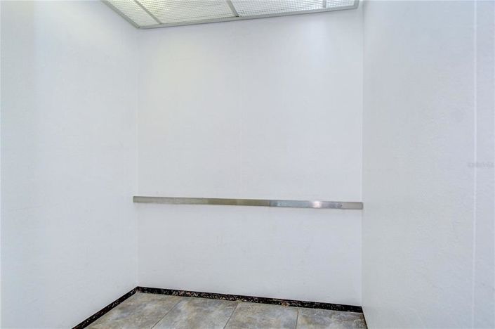 Image No.6-2 Bed Property for sale