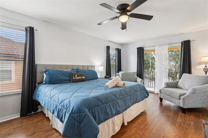 Image No.9-4 Bed Townhouse for sale