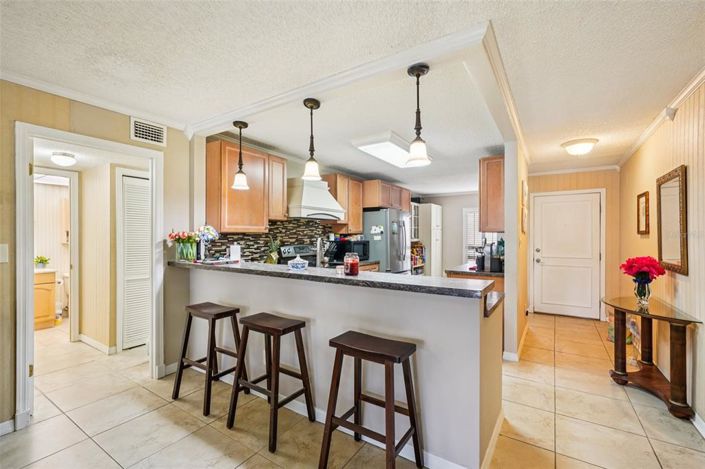 Image No.16-2 Bed Property for sale