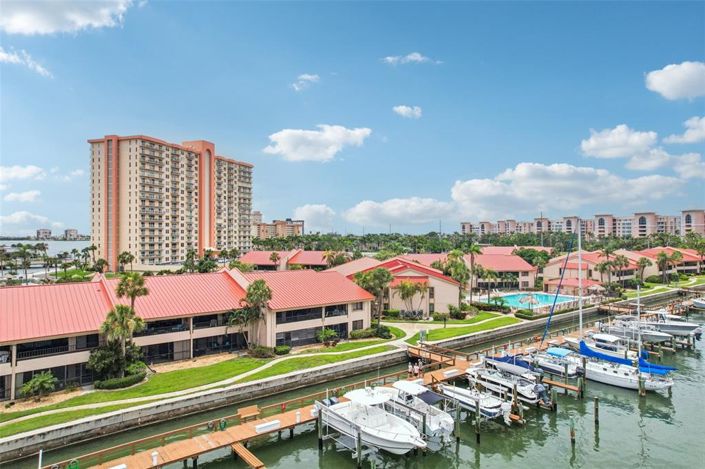 Image No.33-2 Bed Property for sale