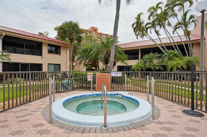 Image No.36-2 Bed Property for sale